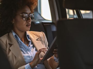 Uber adds enhanced option for business travelers