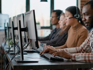 future-call-centers-cruisewatch-oped