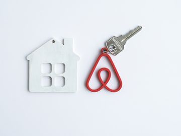 Airbnb focused on “strategic priorities” amid solid second quarter
