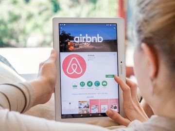 Airbnb’s “Icons” launch prompts mixed reaction from industry voices