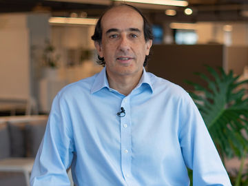 CEO Spotlight - Damian Scokin of Despegar