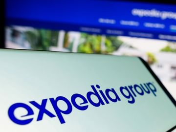 Peter Kern stepping down, Ariane Gorin to take over as Expedia Group CEO in May