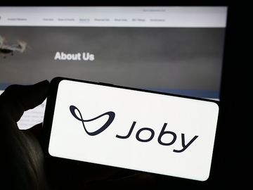 Toyota invests $500M in electric air taxi maker Joby Aviation
