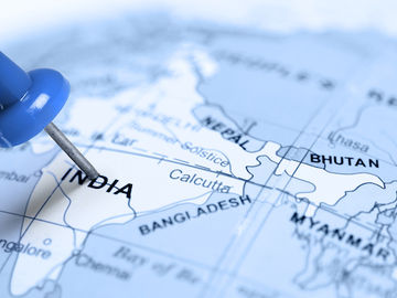 makemytrip-amazon-pay
