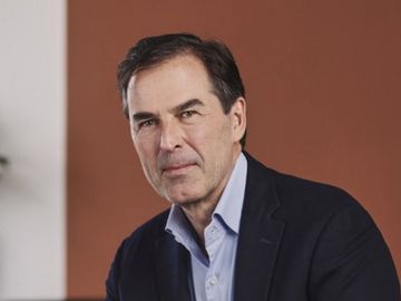 In The Big Chair - John Mangelaars of Skyscanner