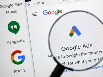 How Google’s "gatekeeper" changes in the EU are affecting hotel clicks and bookings