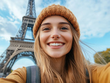 Hot 25 Travel Startups for 2025: NomadHer