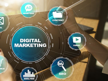 Online travel giants hone in on social, mobile, loyalty