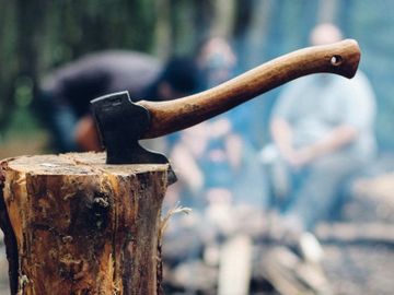 Why marketing and revenue departments should bury the hatchet, right now