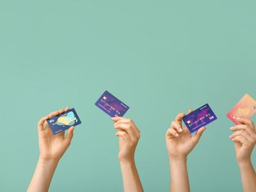 Major Japanese credit card issuer enters travel space