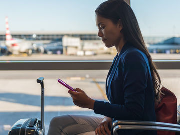 United deal with Apple to show flight info on locked iPhone